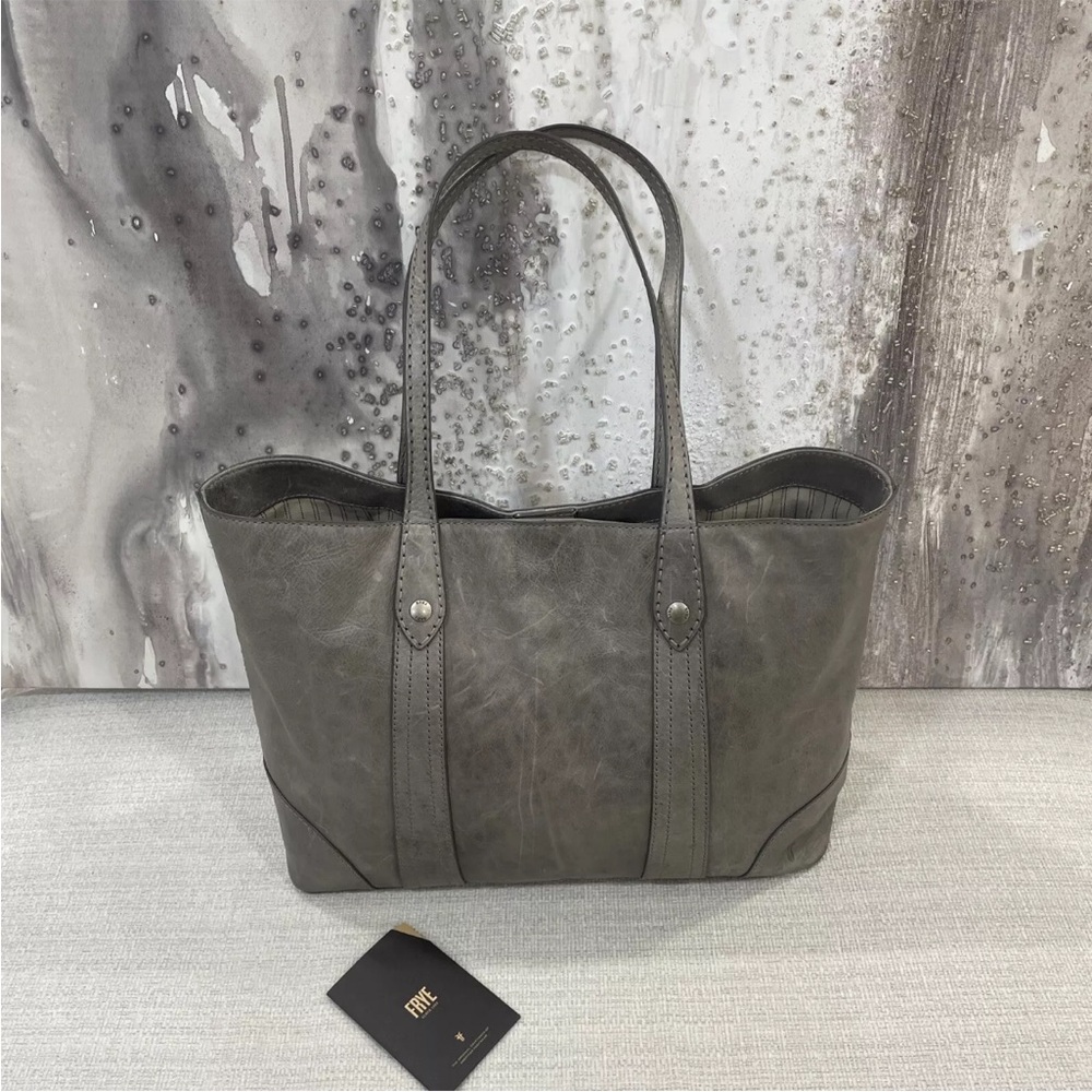 🩶🤍Frye Melissa Leather Shopper Tote ICE Grey $358 - Picture 4 of 12